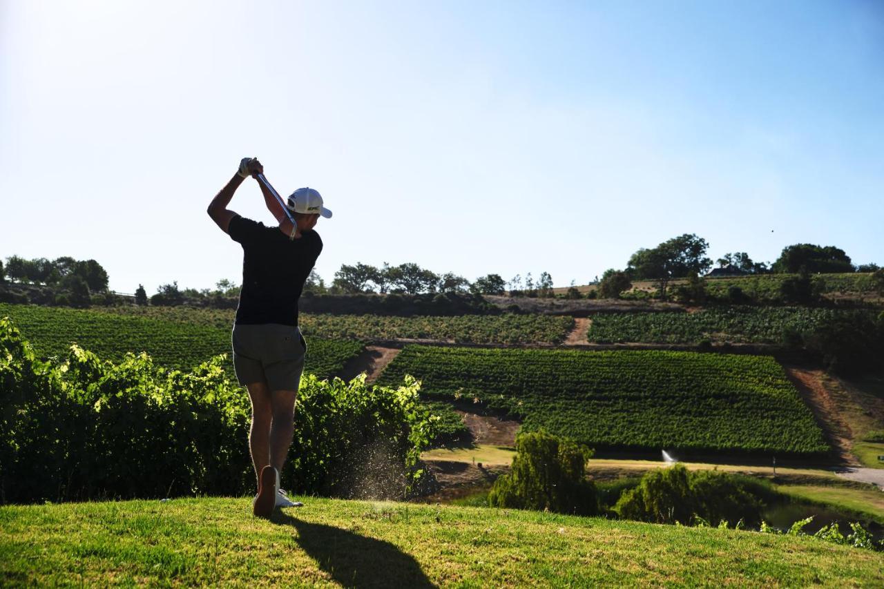 Alluvia Boutique Winery & Luxury Accommodation Stellenbosch Exterior foto Golf course in the Rioja wine region